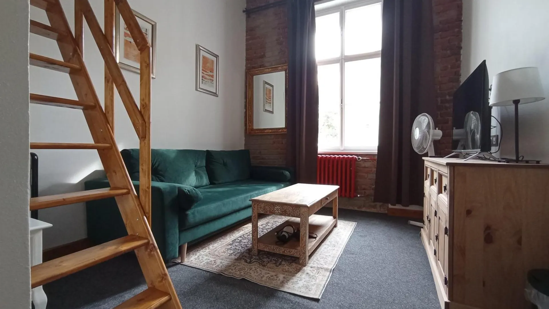 S42 Hotel Praga 0*,  Czechy