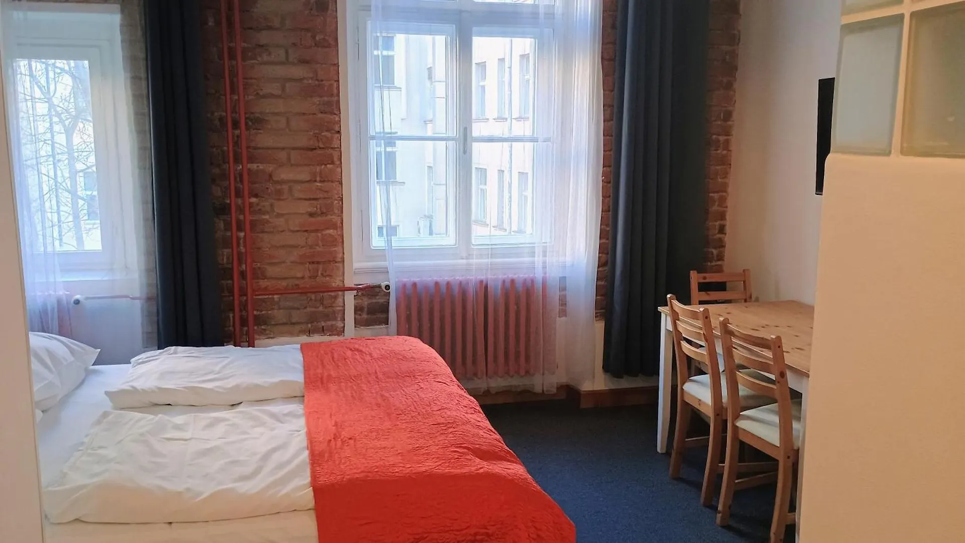 S42 Hotel Praga 0*,