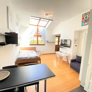  Apartman Black Eagle